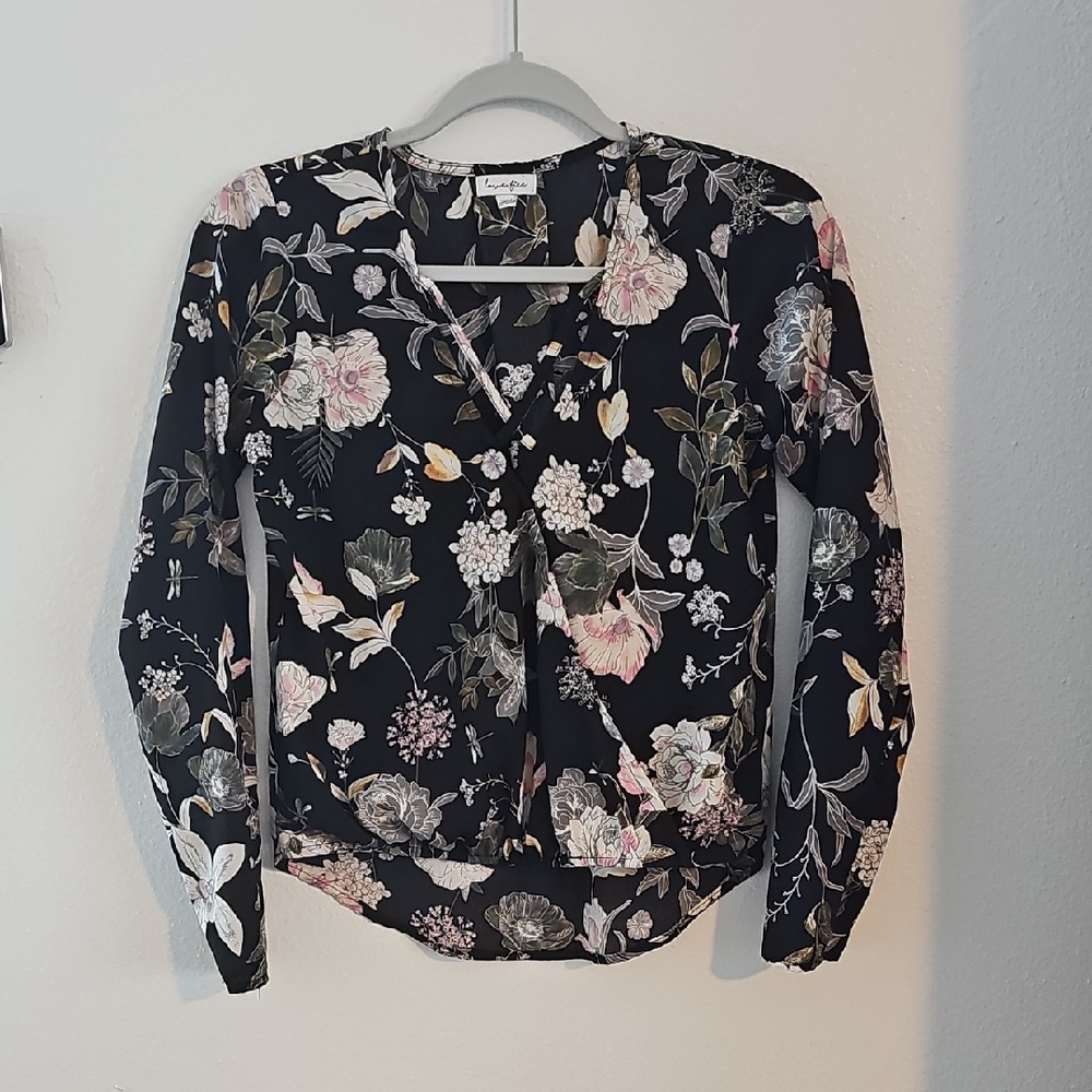 Floral Black Top by Love Tree